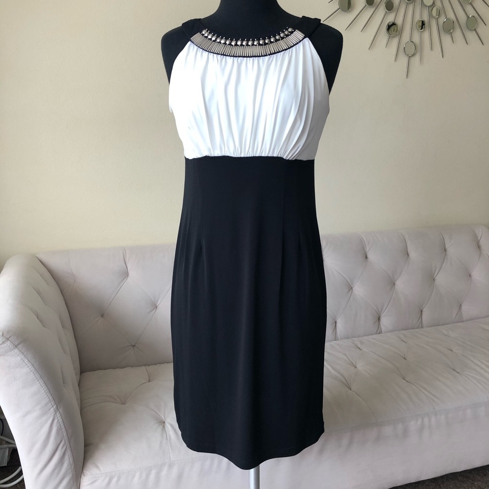 AA STUDIO AA BLACK/WHITE SLEEVELESS DRESS 8